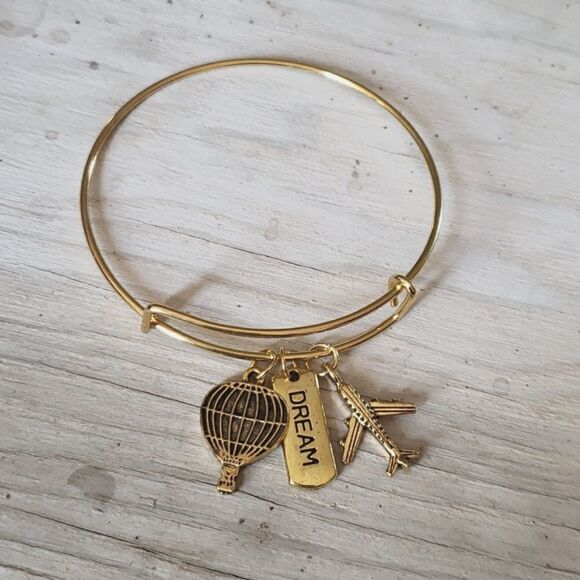 Bracelets by Sandra gold tone adjustable, Dream - Picture 1 of 2